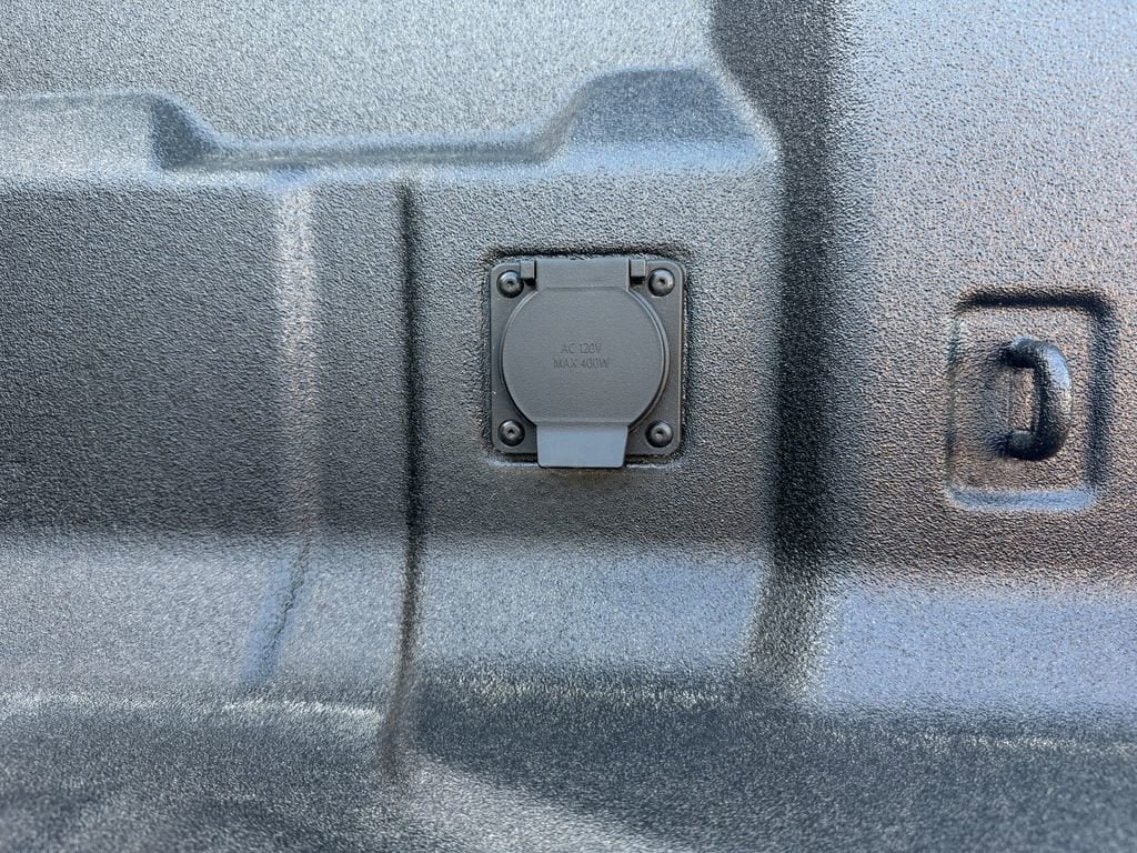 2026 Chevrolet Colorado Z71 - Photo 12