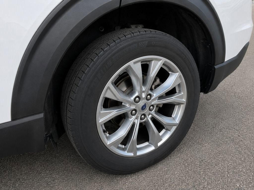 2023 Ford Explorer Limited - Photo 15