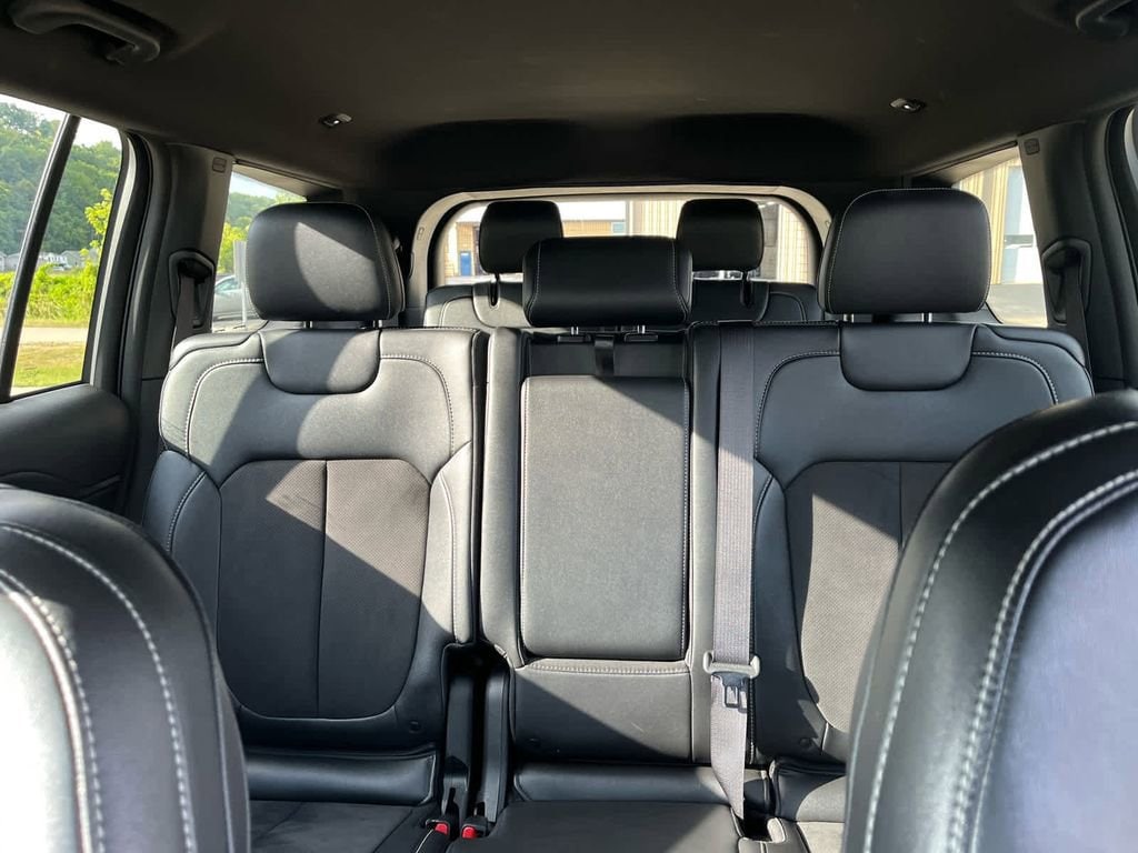 2024 Jeep Grand Cherokee L Altitude - Photo 19