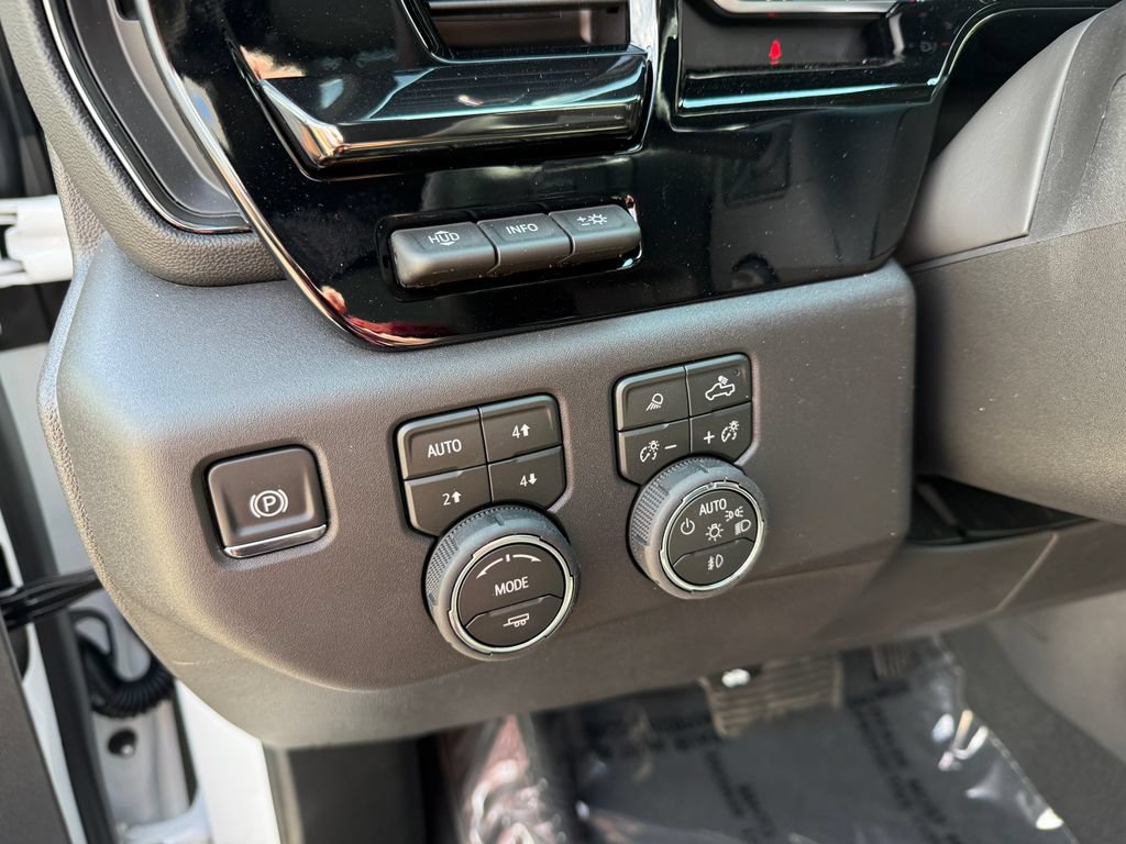 2026 Chevrolet Silverado 1500 ZR2 - Photo 19