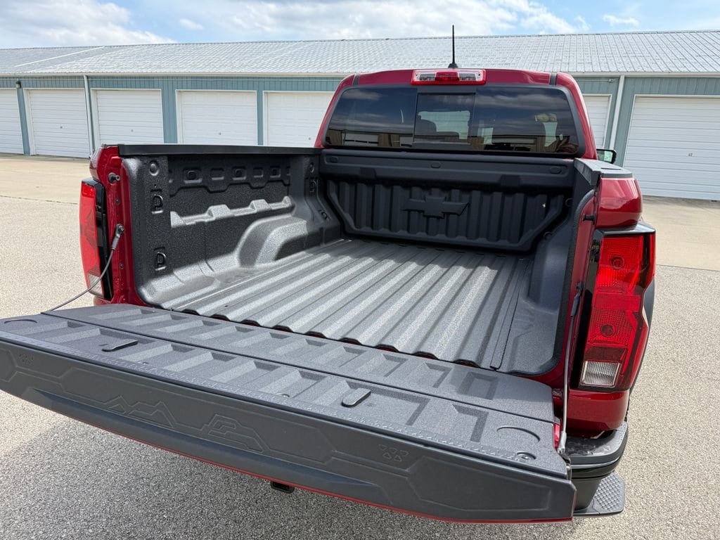 2026 Chevrolet Colorado Trail Boss - Photo 12