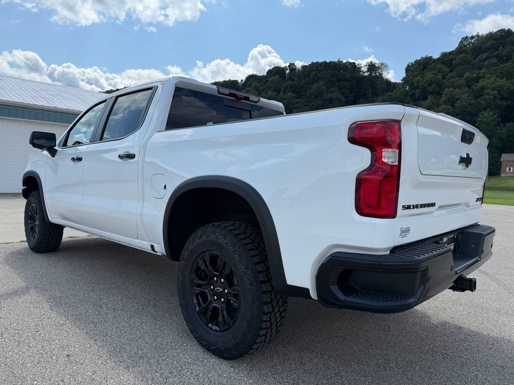 2026 Chevrolet Silverado 1500 ZR2 - Photo 7