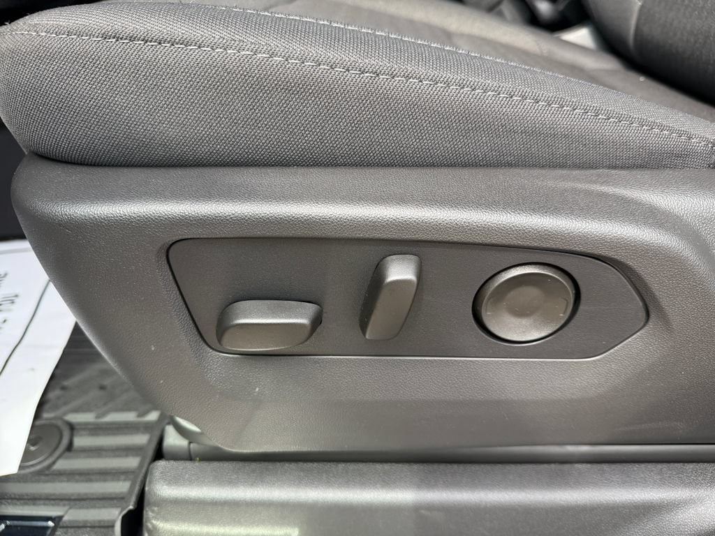 2026 Chevrolet Silverado 1500 LT - Photo 19