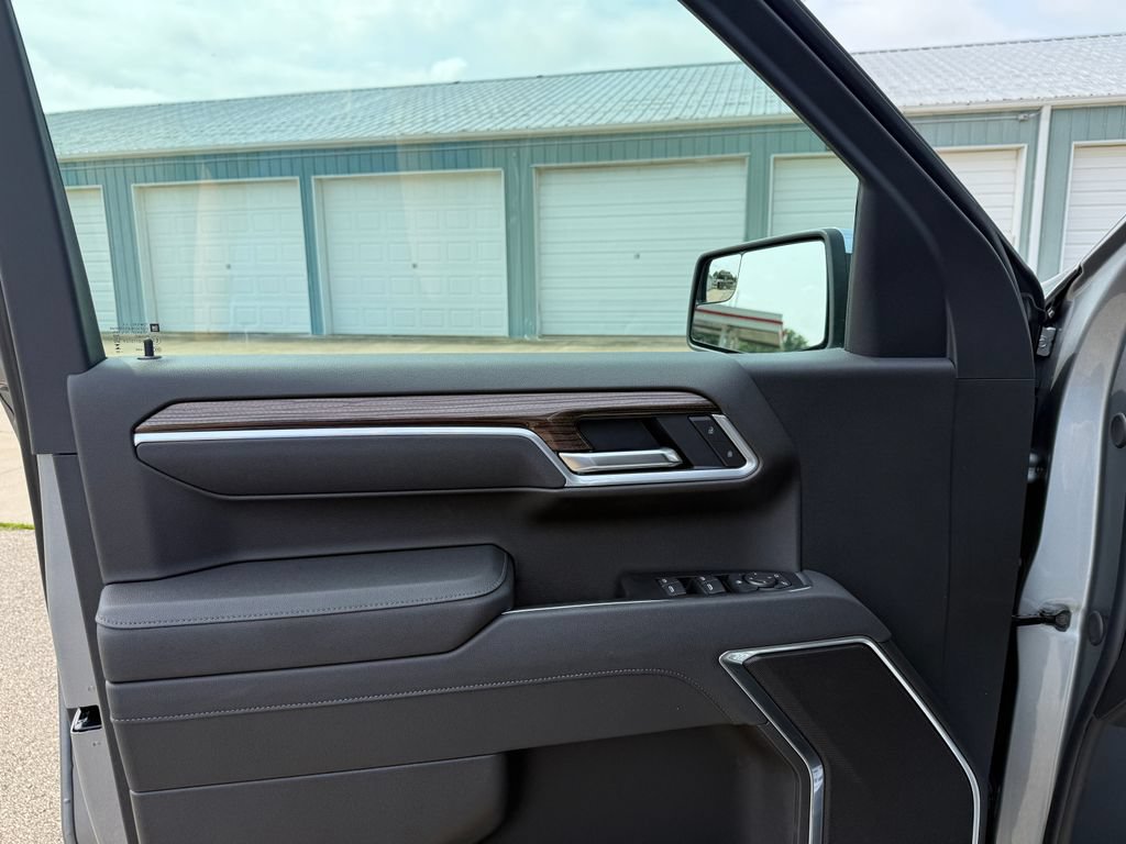 2026 Chevrolet Silverado 1500 LT - Photo 15