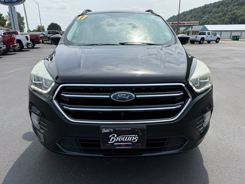 Used 2017 Ford Escape SE with VIN 1FMCU9GDXHUC32426 for sale in Guttenberg, IA
