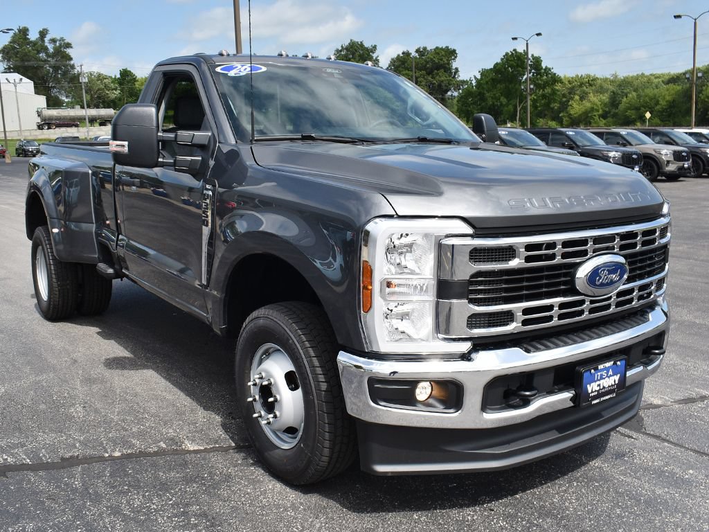 2026 Ford F-350 Super Duty XLT - Photo 10