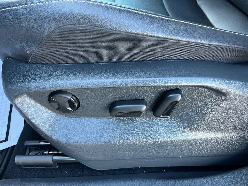2021 Volkswagen Tiguan SEL - Photo 21