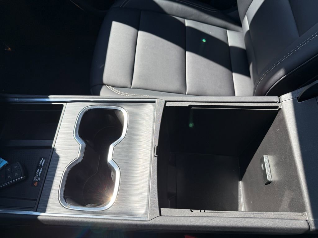 2025 GMC Acadia Elevation - Photo 32
