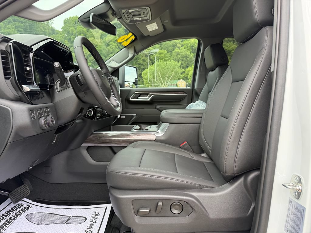 2026 Chevrolet Silverado 2500 HD LTZ - Photo 22