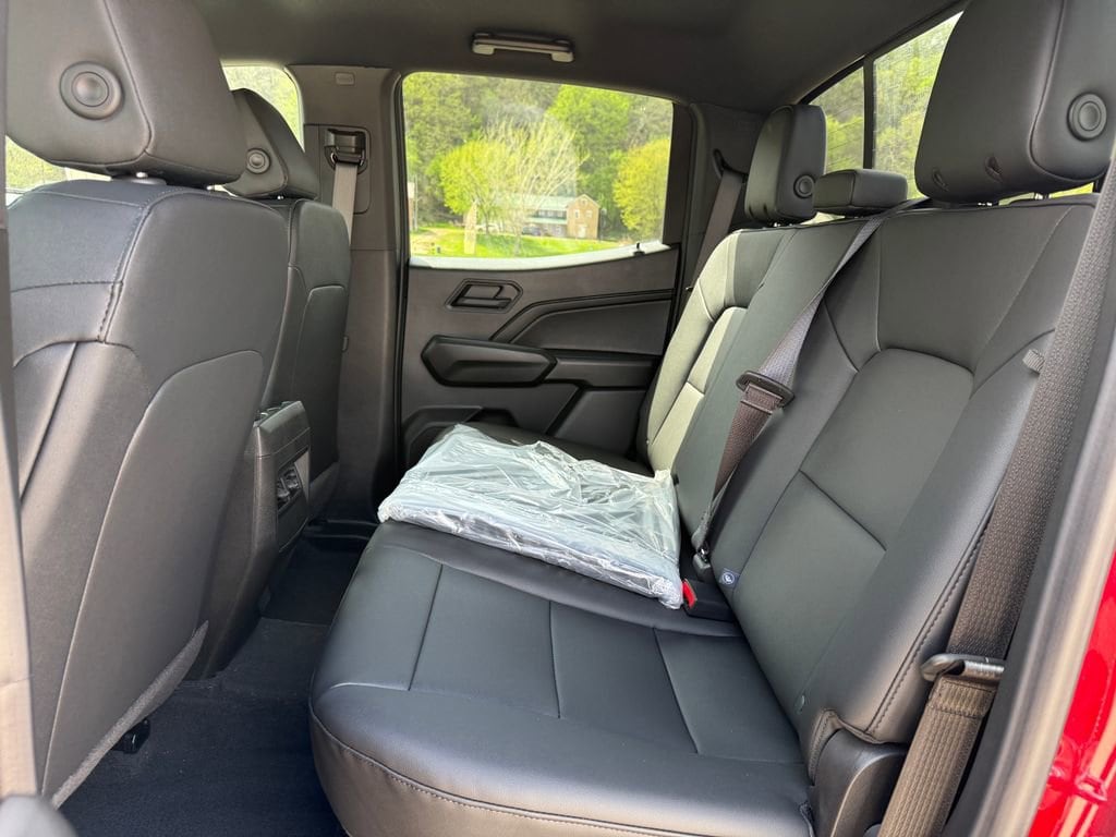 2026 Chevrolet Colorado Trail Boss - Photo 35