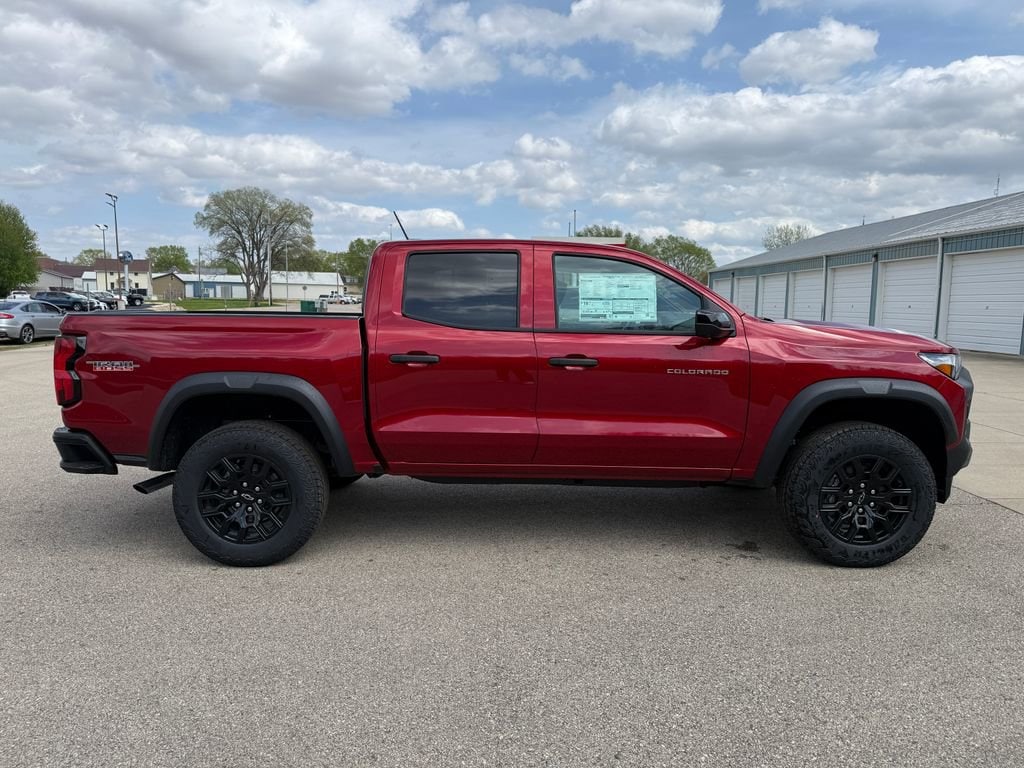 2026 Chevrolet Colorado Trail Boss - Photo 4