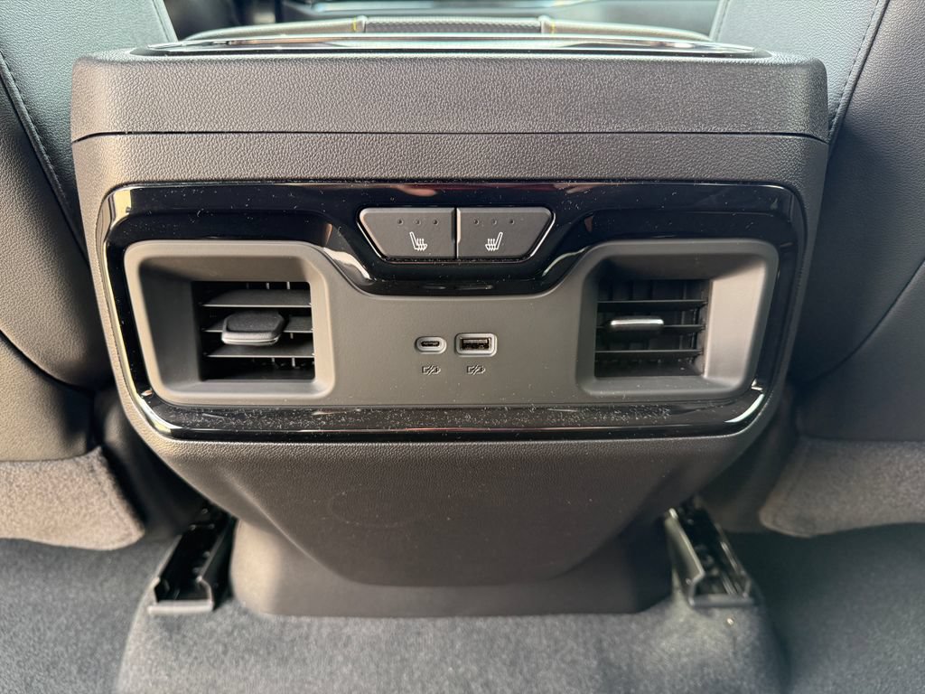 2026 Chevrolet Silverado 1500 ZR2 - Photo 39