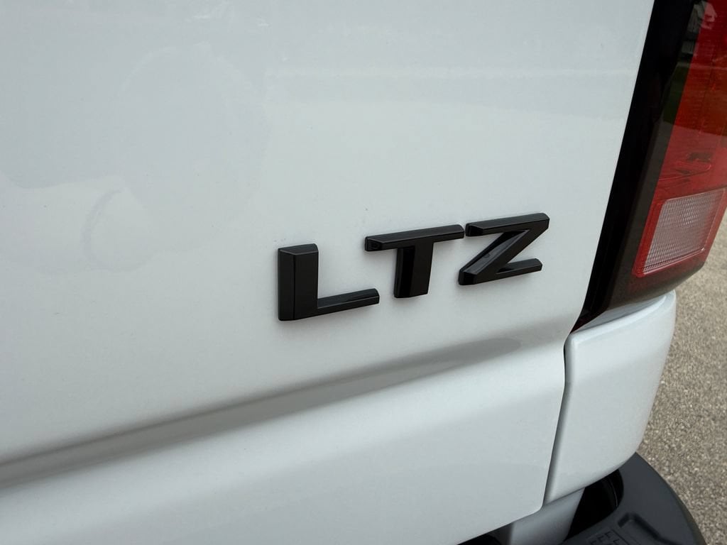2026 Chevrolet Silverado 2500 HD LTZ - Photo 14