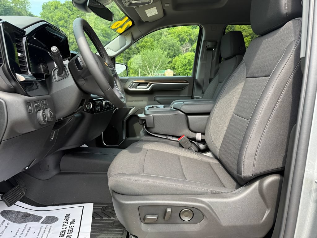 2026 Chevrolet Silverado 1500 LT - Photo 18