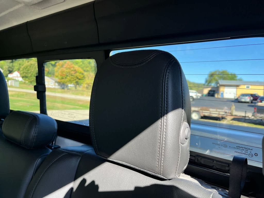 2022 Jeep Gladiator Rubicon - Photo 38