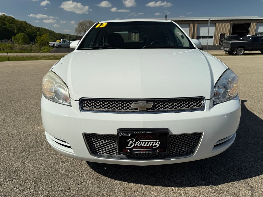 Used 2013 Chevrolet Impala 2FL with VIN 2G1WG5E33D1165985 for sale in Guttenberg, IA