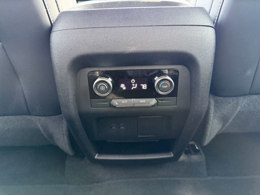 Photo 37