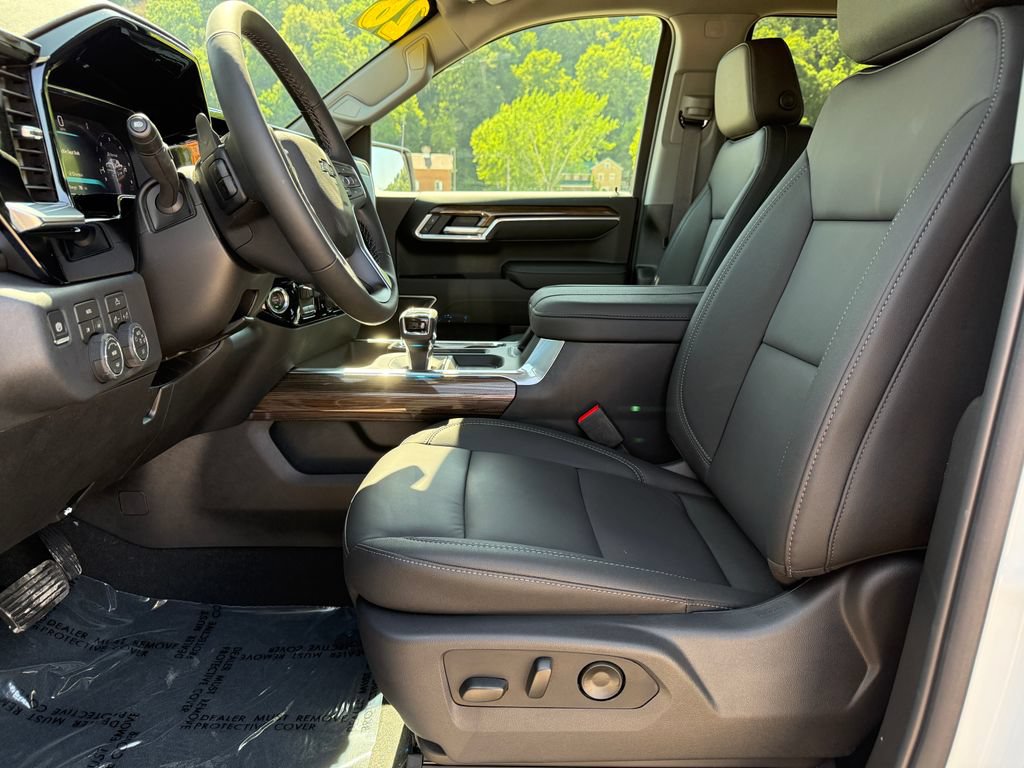 2026 Chevrolet Silverado 1500 RST - Photo 18