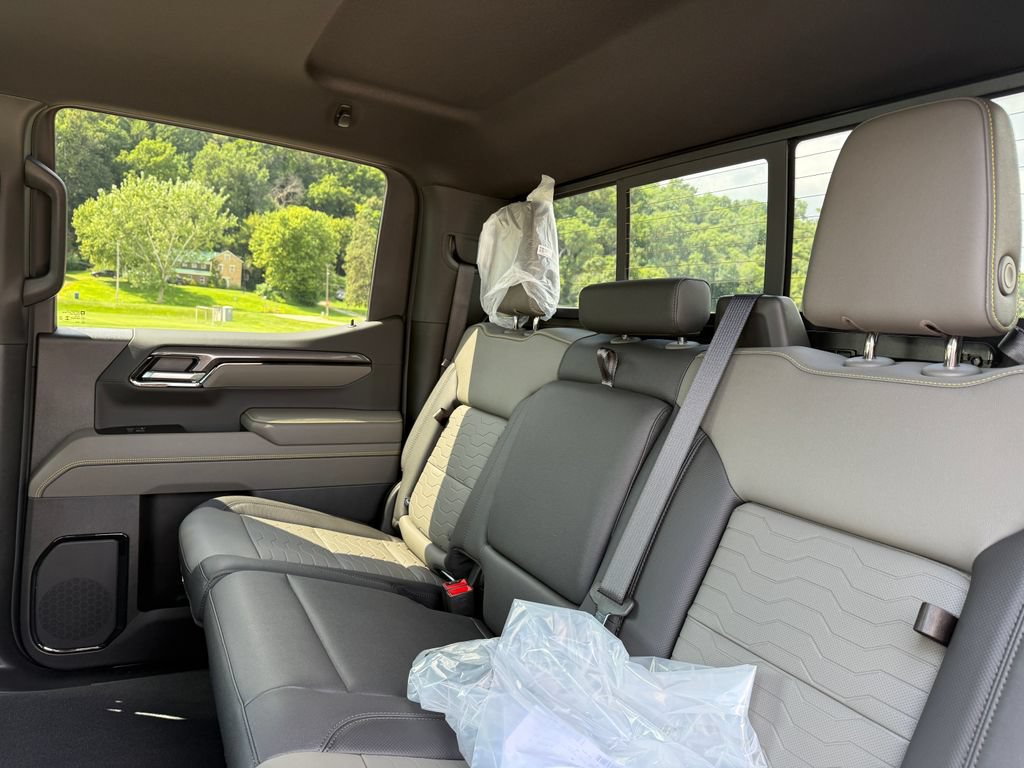 2026 Chevrolet Silverado 1500 ZR2 - Photo 38