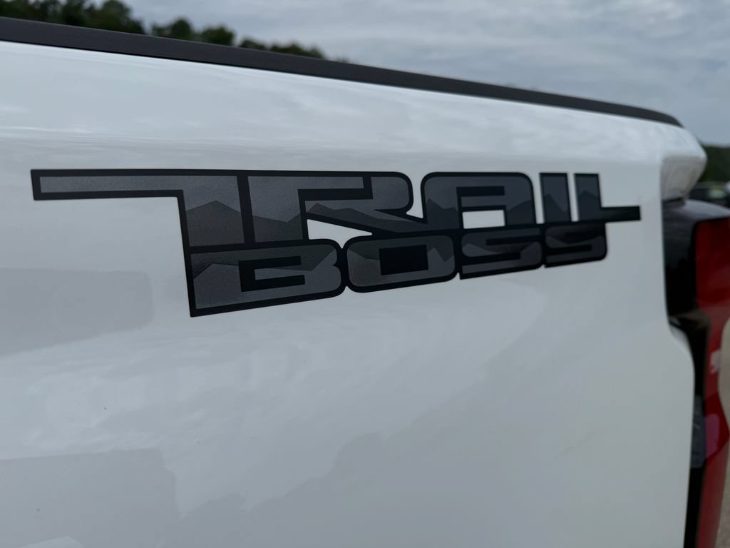 2026 Chevrolet Silverado 2500 HD LTZ - Photo 13