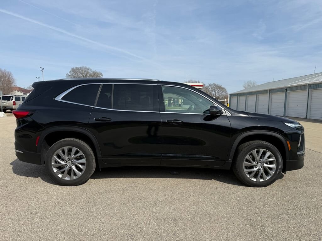 Used 2025 Buick Enclave Preferred SUV