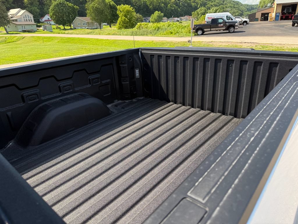 2026 Chevrolet Silverado 1500 High Country - Photo 13