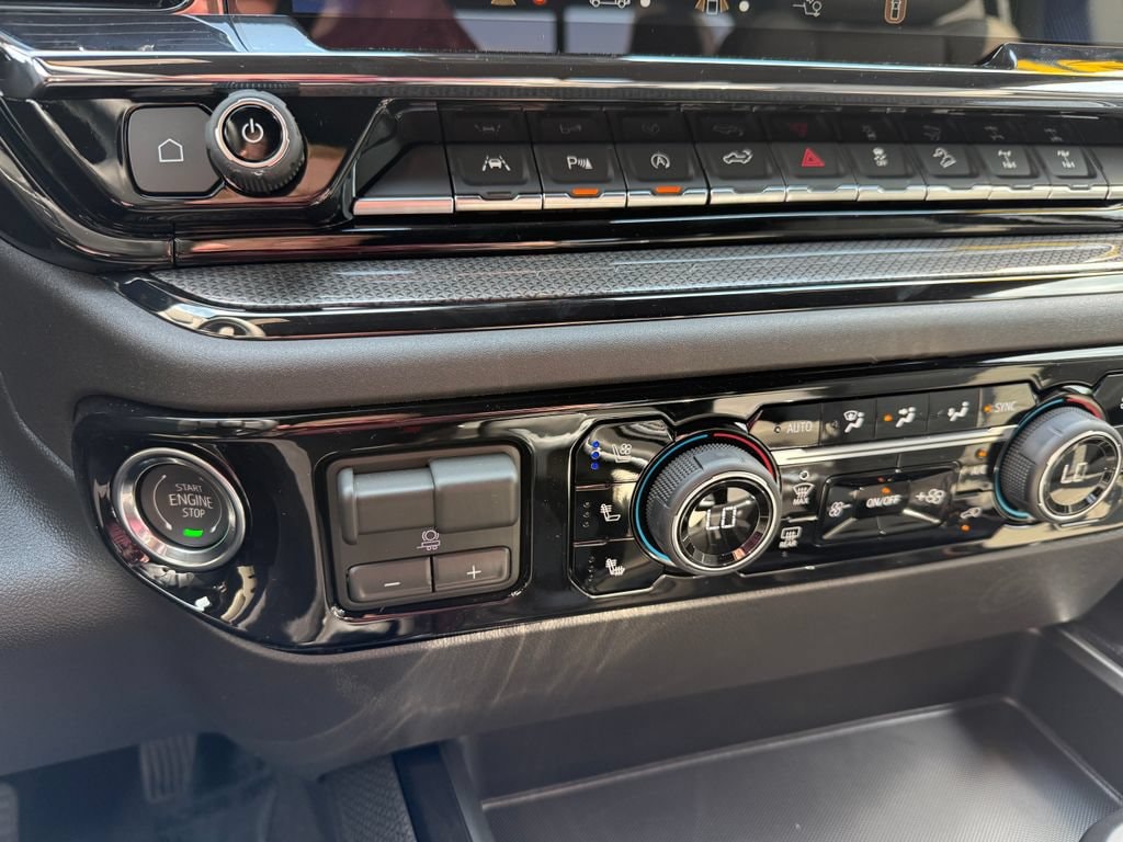 2026 Chevrolet Silverado 1500 ZR2 - Photo 32