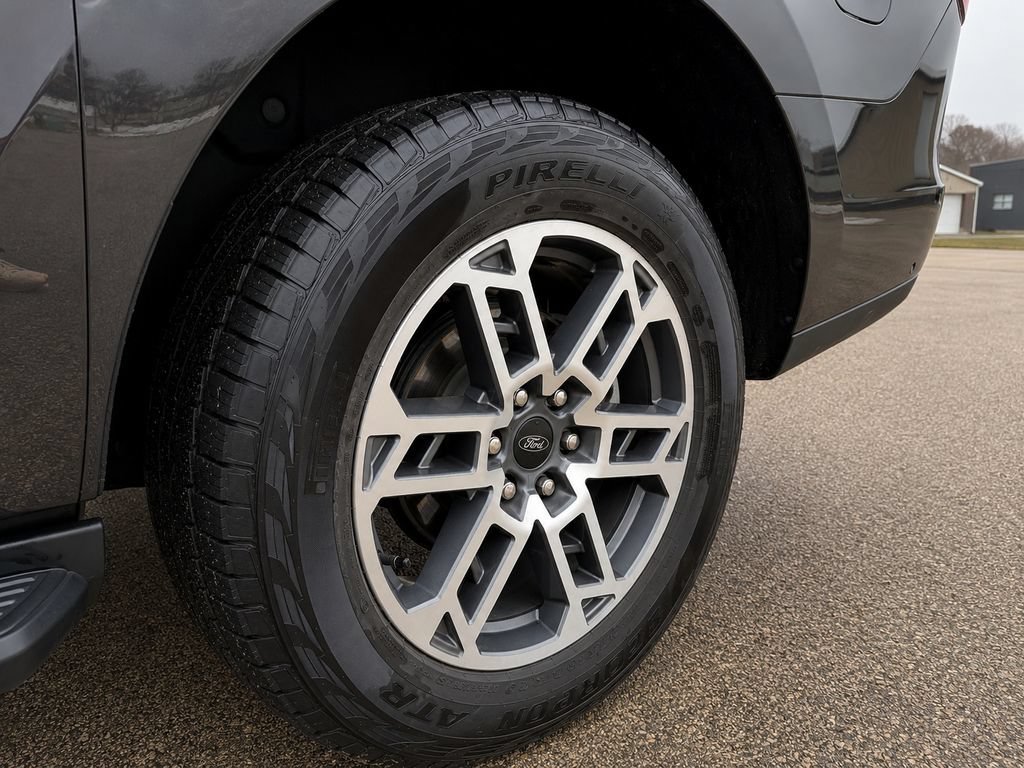 2025 Ford Expedition Active - Photo 14