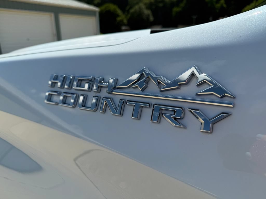 2026 Chevrolet Silverado 1500 High Country - Photo 10