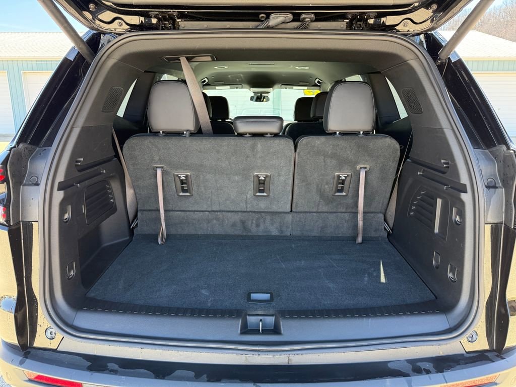 2025 GMC Acadia Elevation - Photo 11