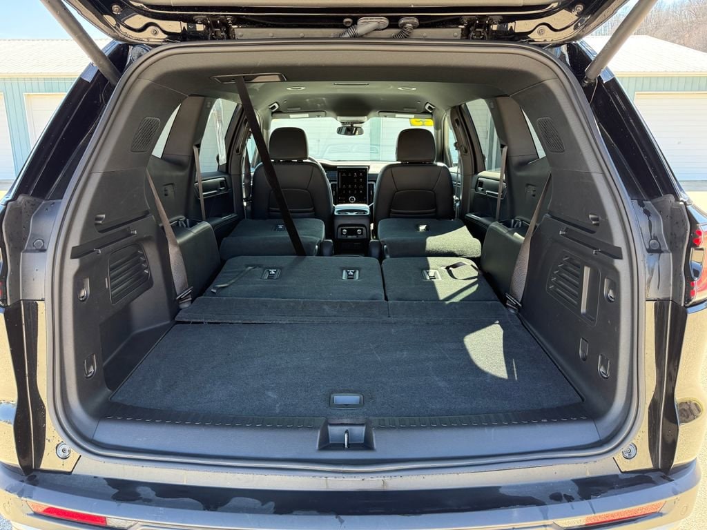 2025 GMC Acadia Elevation - Photo 13