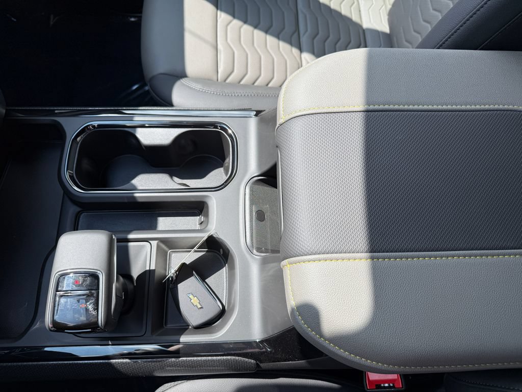 2026 Chevrolet Silverado 1500 ZR2 - Photo 34