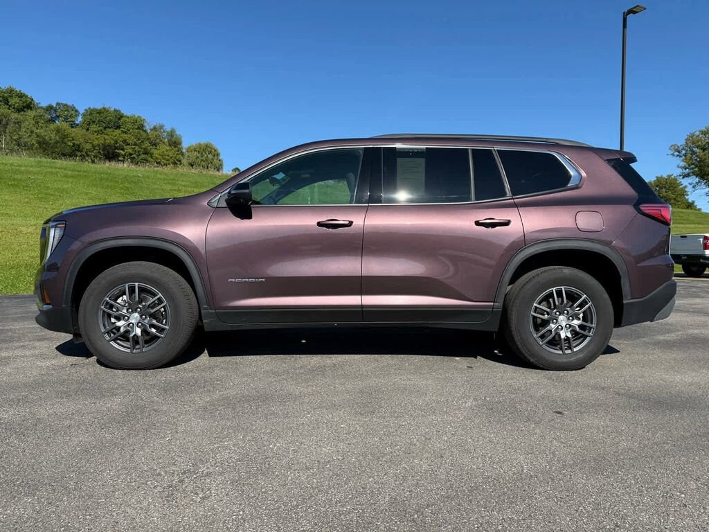 Used 2025 GMC Acadia AWD Elevation AWD Elevation