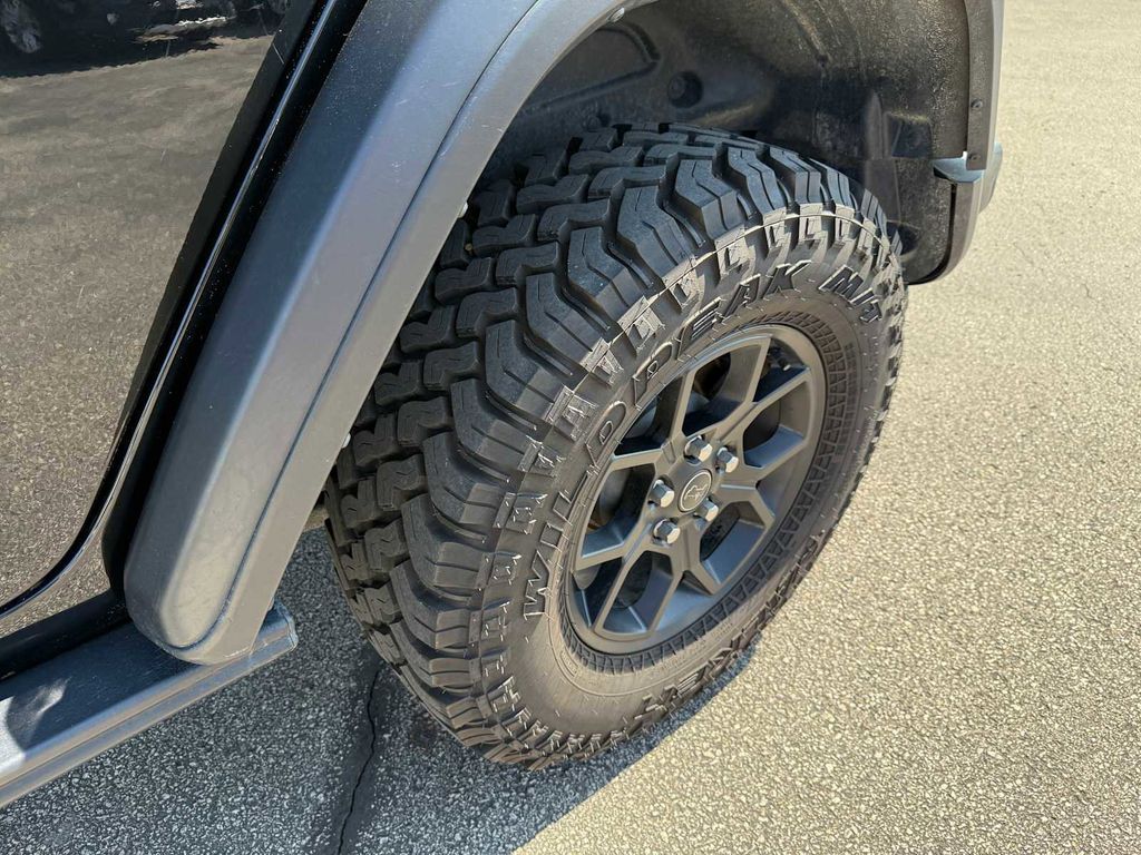 2024 Jeep Wrangler 4-Door Willys - Photo 13