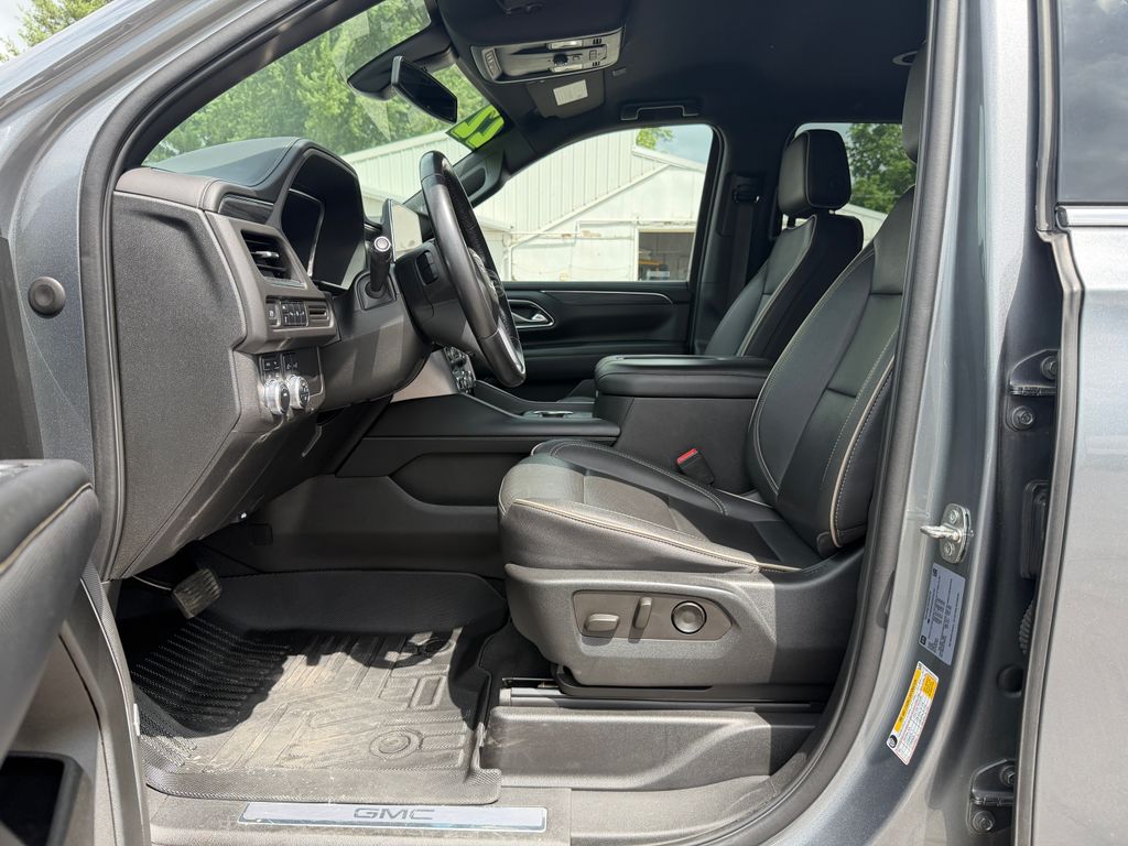 2022 GMC Yukon SLT - Photo 19