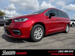 2026 Chrysler Pacifica SELECT Passenger Van