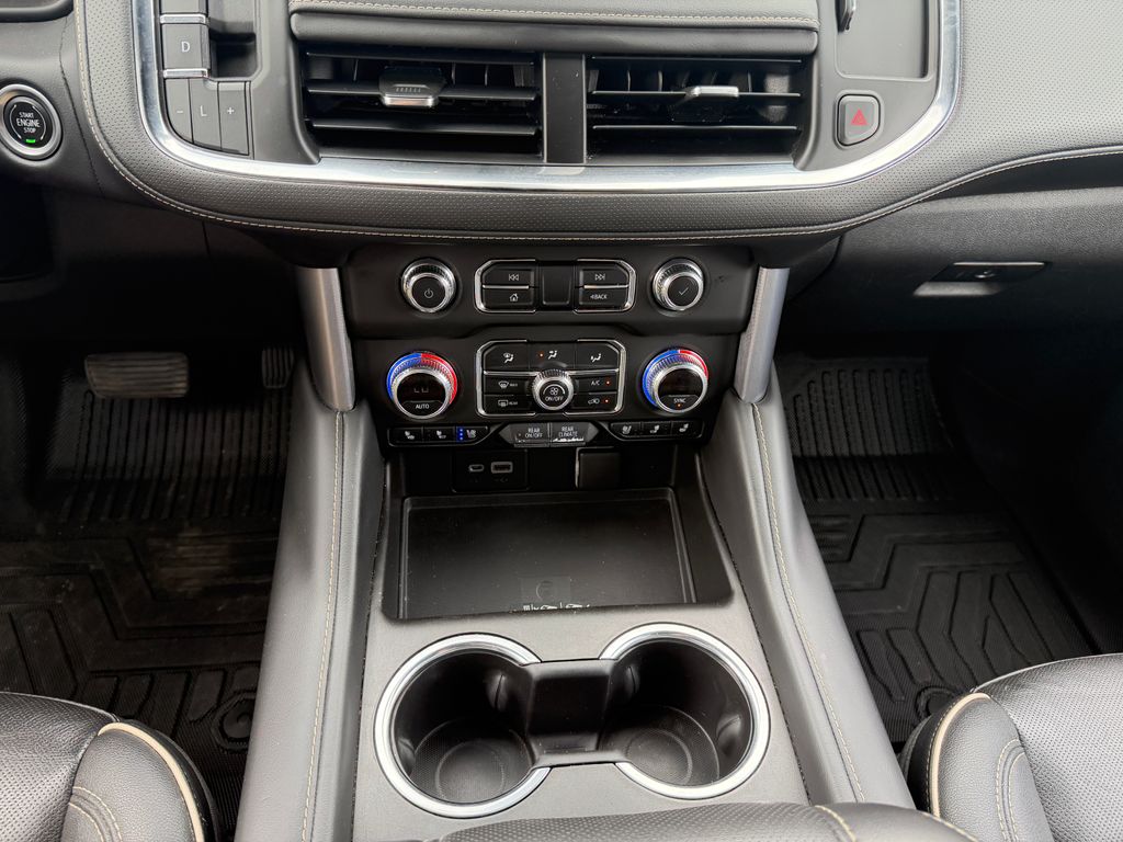 2022 GMC Yukon SLT - Photo 32