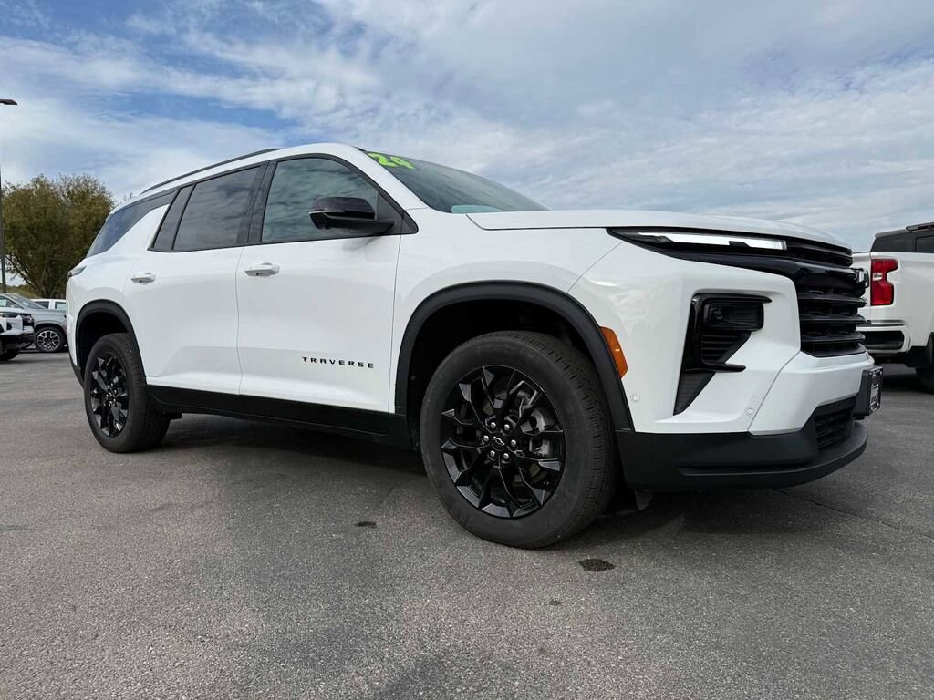 Used 2024 Chevrolet Traverse AWD LT LT w/2LT