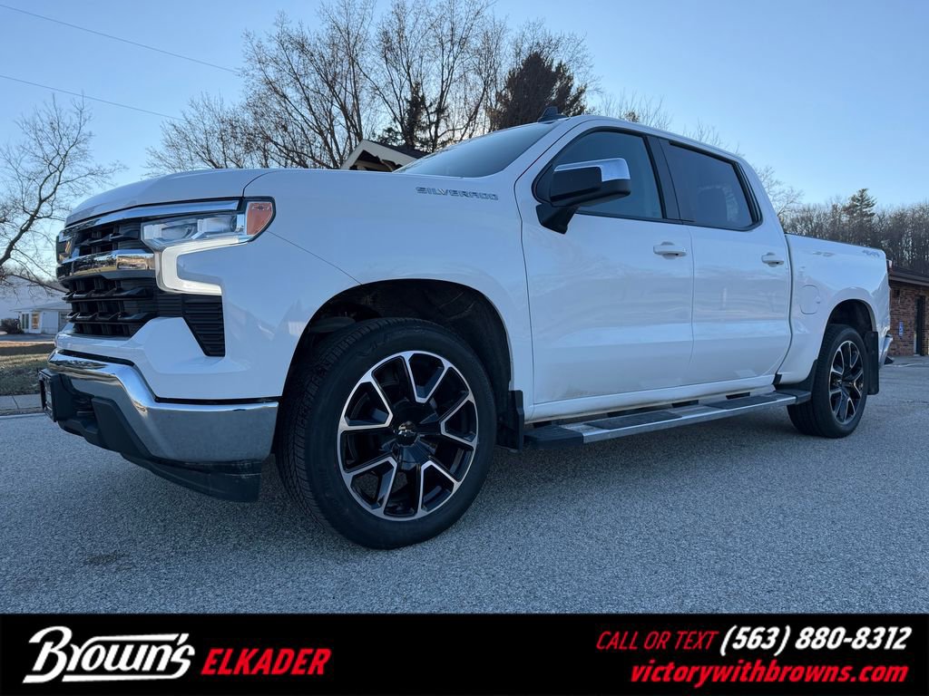 2022 Chevrolet Silverado LT's photo