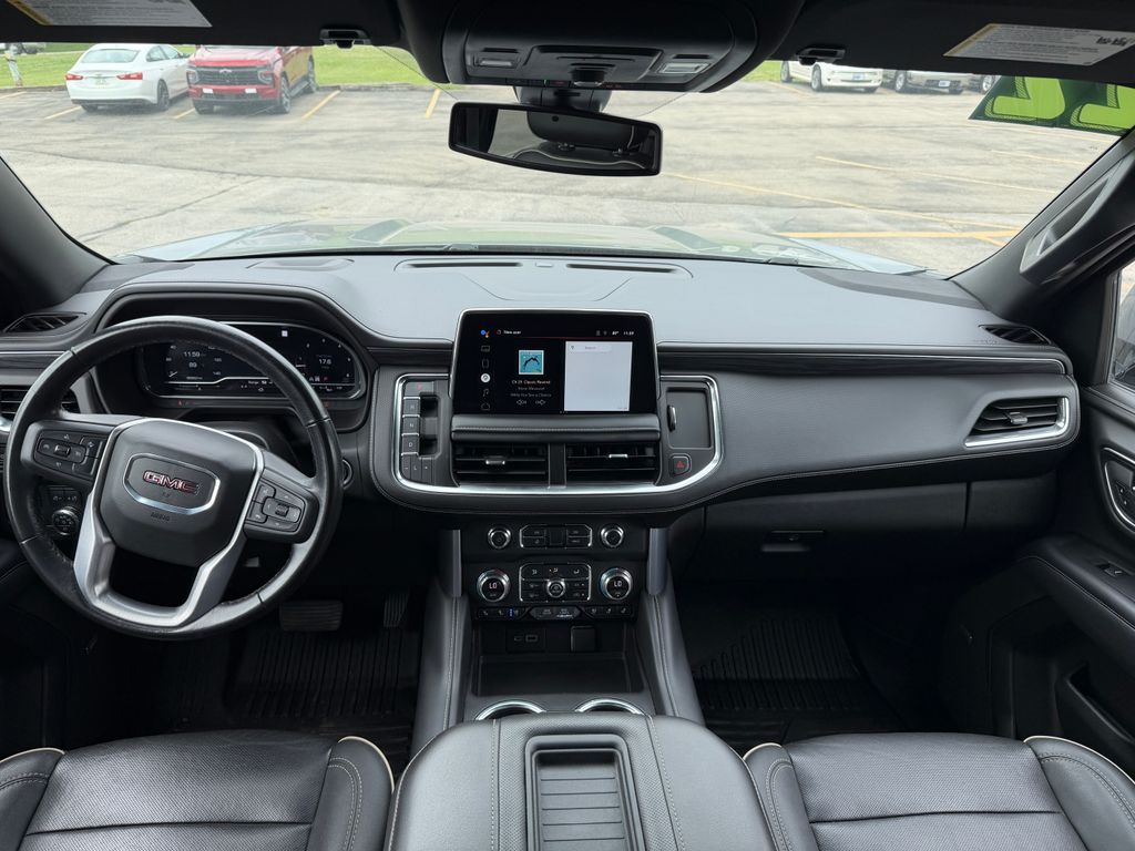 2022 GMC Yukon SLT - Photo 21