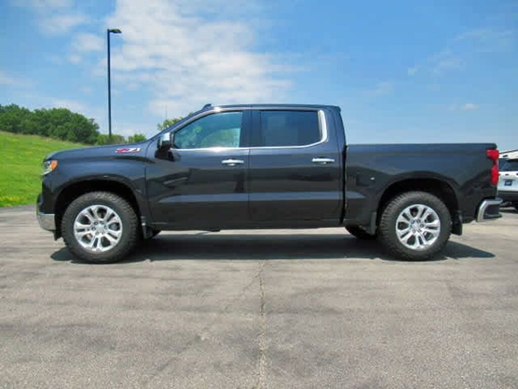 Used 2024 Chevrolet Silverado 1500 LTZ 4WD Crew Cab 147 LTZ