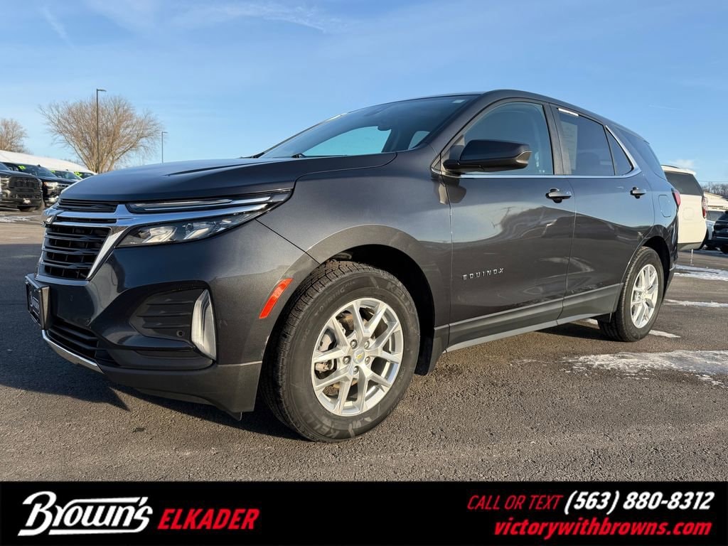 2022 Chevrolet Equinox LT's photo