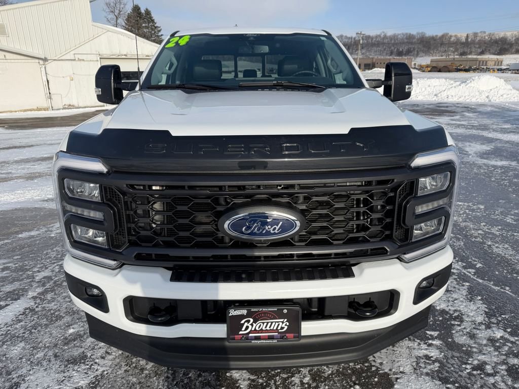 Used 2024 Ford Super Duty F-250 SRW LARIAT