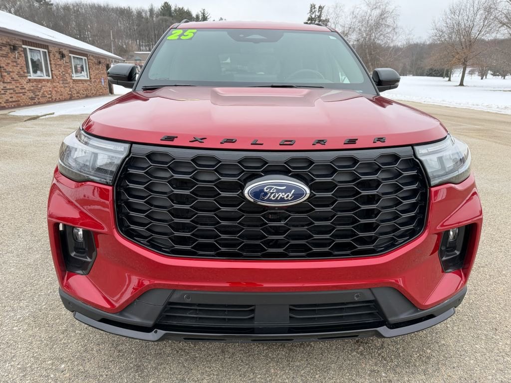 Used 2025 Ford Explorer ST-Line SUV