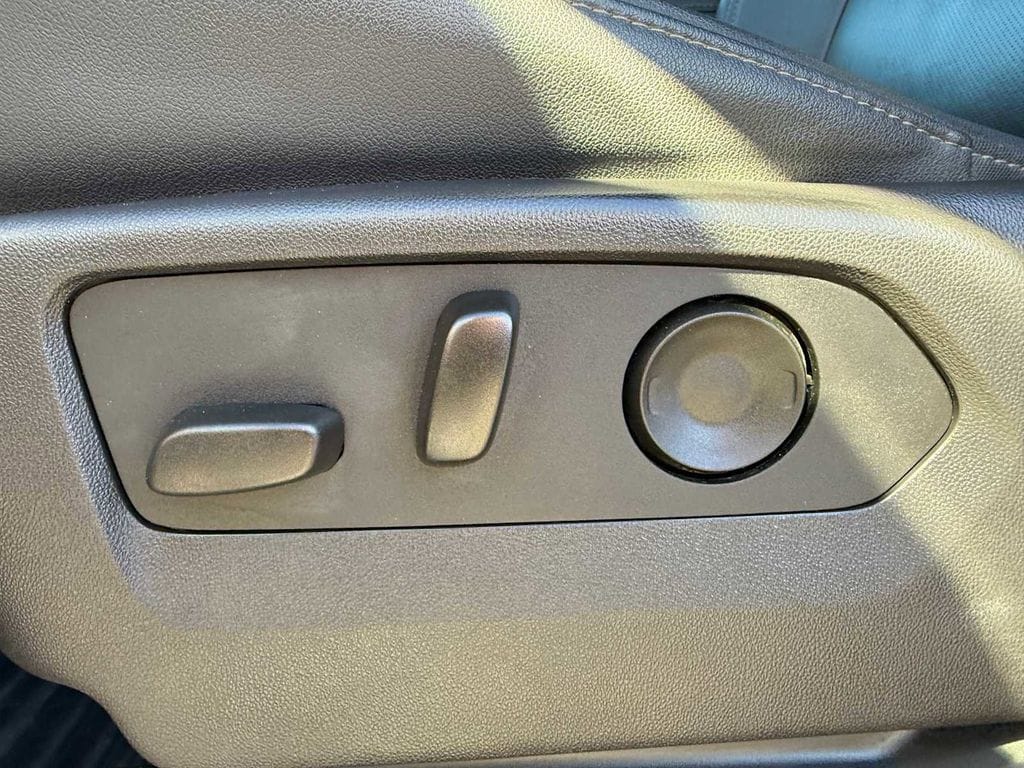 2024 Chevrolet Silverado 2500HD LTZ - Photo 26