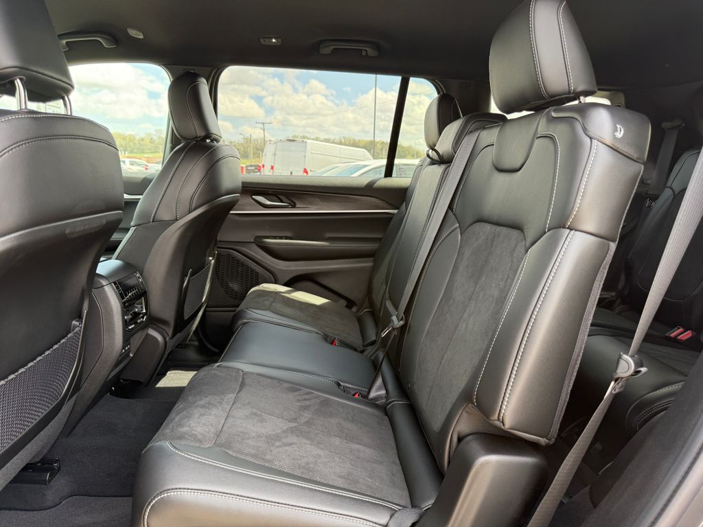 2026 Jeep Grand Cherokee L Laredo - Photo 31