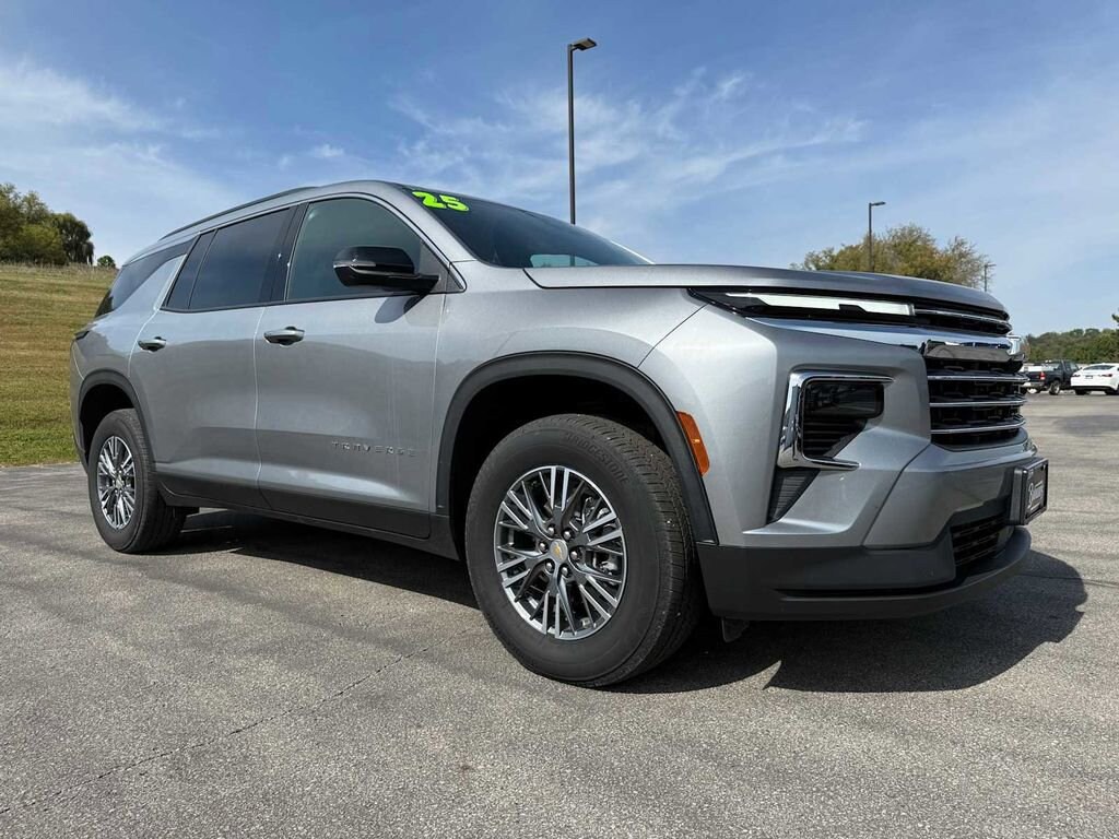 Used 2025 Chevrolet Traverse AWD LT AWD LT w/2LT