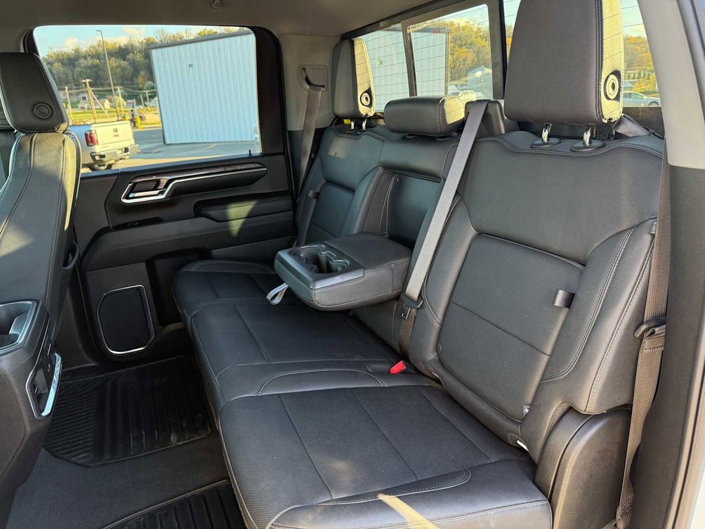 2024 Chevrolet Silverado 2500HD LTZ - Photo 47