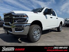 2026 Ram 3500 TRADESMAN CREW CAB 4X4 6'4 BOX Pickup