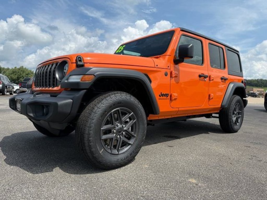 New 2025 Jeep Wrangler Sport S Sport Utility
